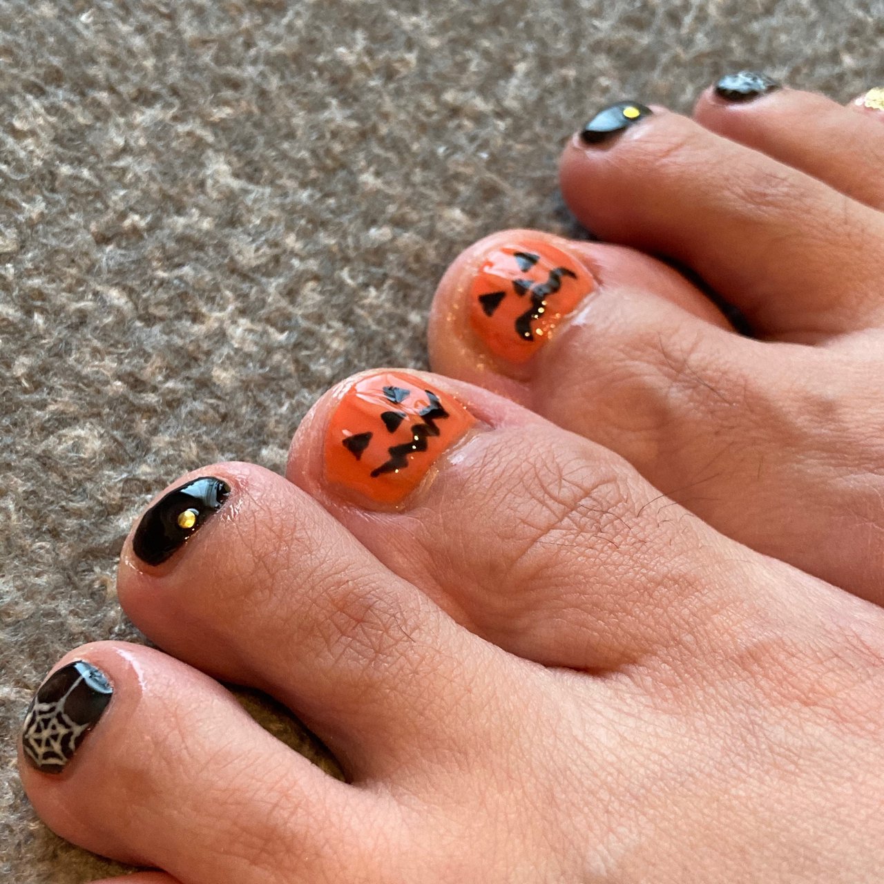 ハロウィン フット オレンジ ブラック ゴールド もたふくろうのネイルデザイン No ネイルブック