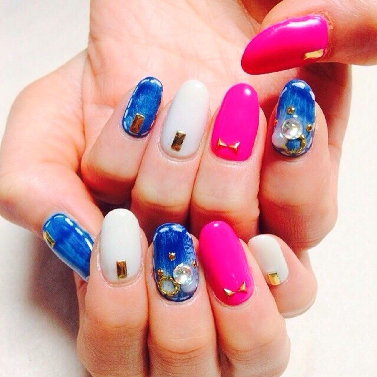 会社 限定 なす ショッキング ピンク ネイル 夏 理解 食欲 腰