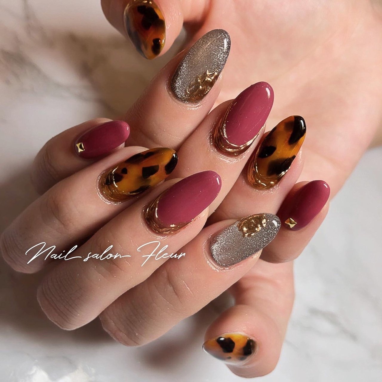 秋 冬 ハンド べっ甲 マグネット Nail Fleur Maki Futsukiのネイルデザイン No ネイルブック