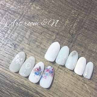 ナチュラルブライダルネイルのネイルデザイン ネイルブック