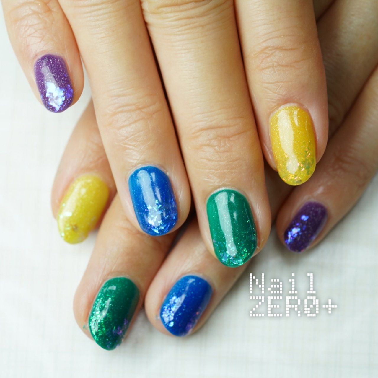 オールシーズン ライブ ハンド ラメ ワンカラー 塩見隼人 池袋 ネイルゼロプラスのネイルデザイン No ネイルブック