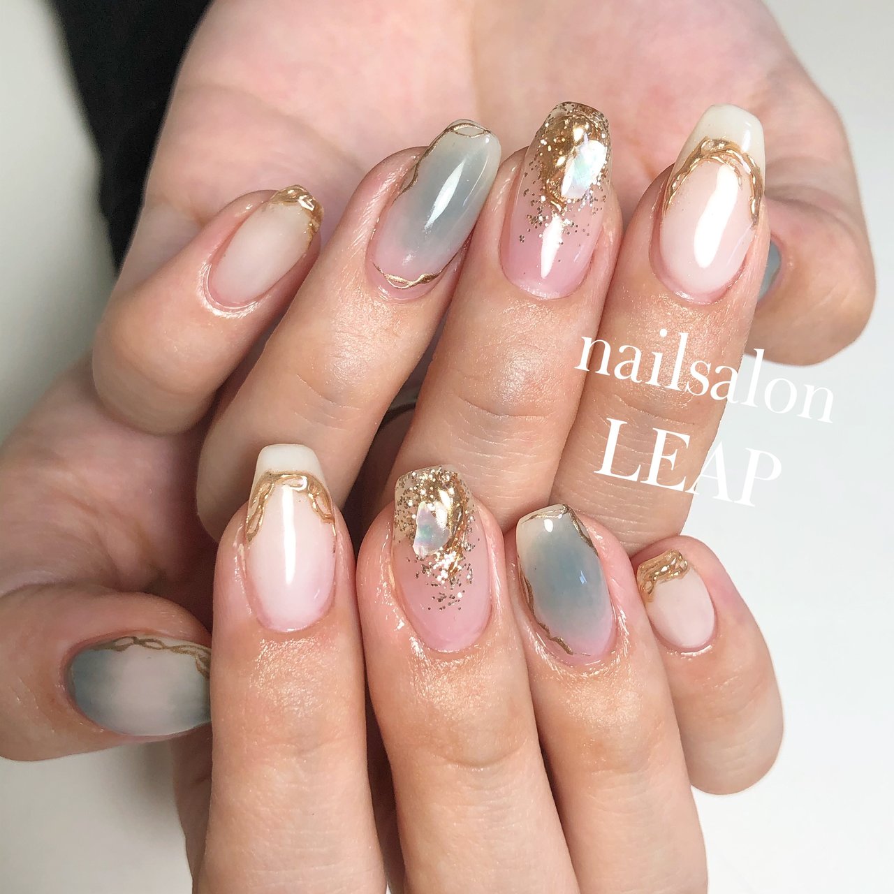 秋 冬 ホワイト グリーン ゴールド Nailsalon Leapのネイルデザイン No ネイルブック