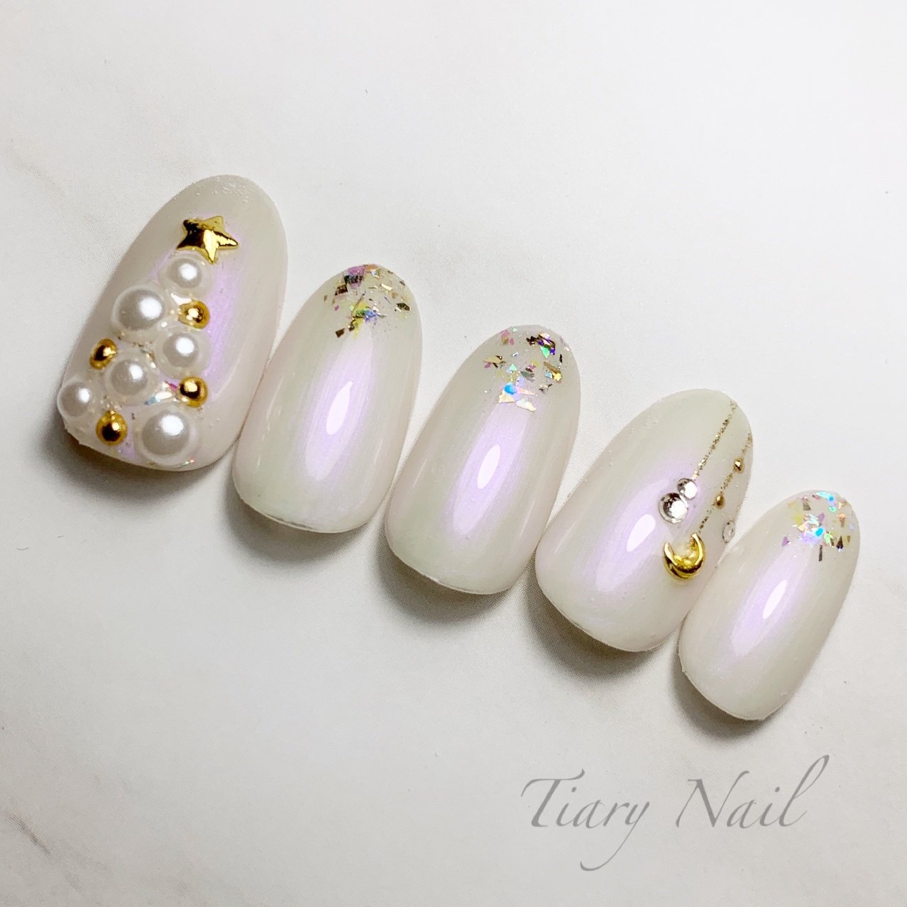 冬 クリスマス オフィス ブライダル ラメ Tiarynail ティアリーネイルのネイルデザイン No 552 ネイルブック