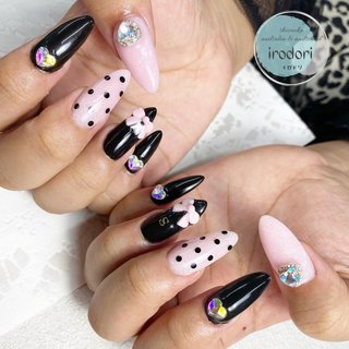 ドット(水玉)/#黒ﾋﾟﾝｸﾈｲﾙのネイルデザイン｜ネイルブック