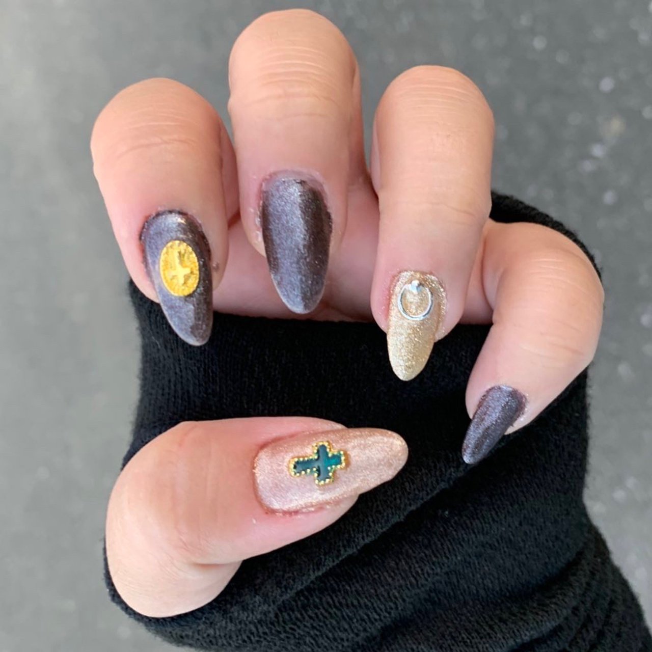 秋 ハンド シンプル ラメ ロック ちゃこのネイルデザイン No ネイルブック