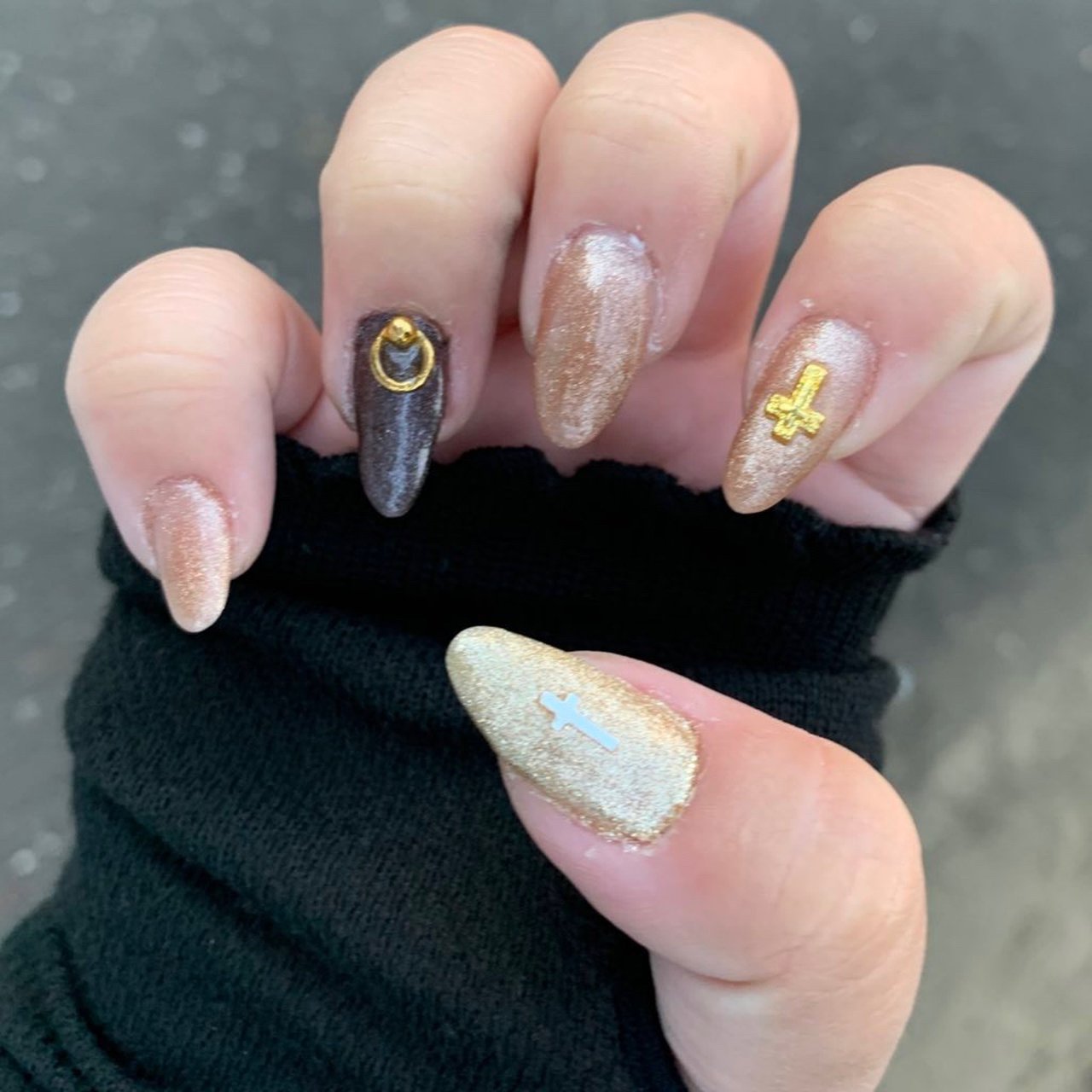 秋 ハンド シンプル ラメ ロック ちゃこのネイルデザイン No ネイルブック