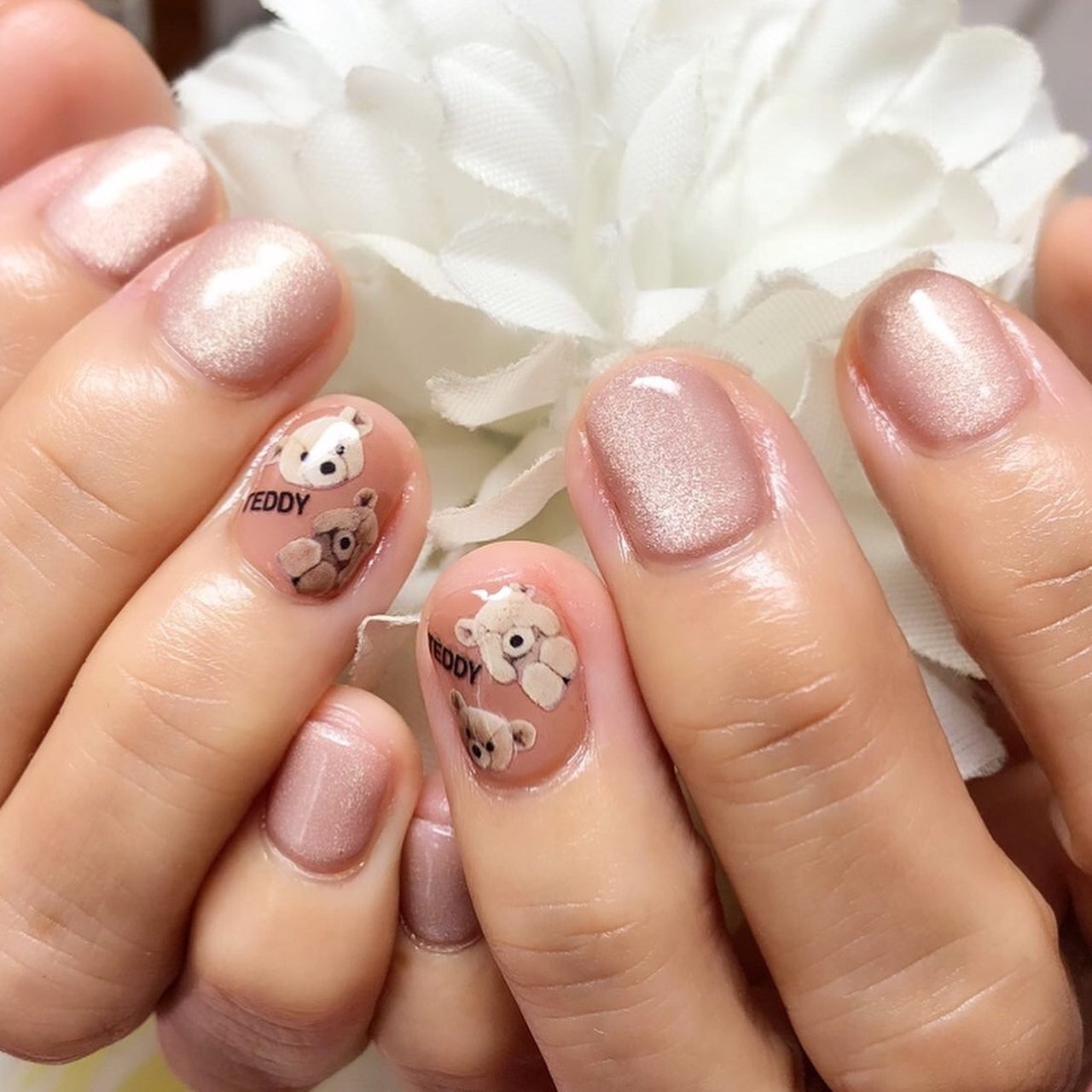 秋 ハンド ラメ ワンカラー キャラクター Nail Room Souvenirのネイルデザイン No ネイルブック