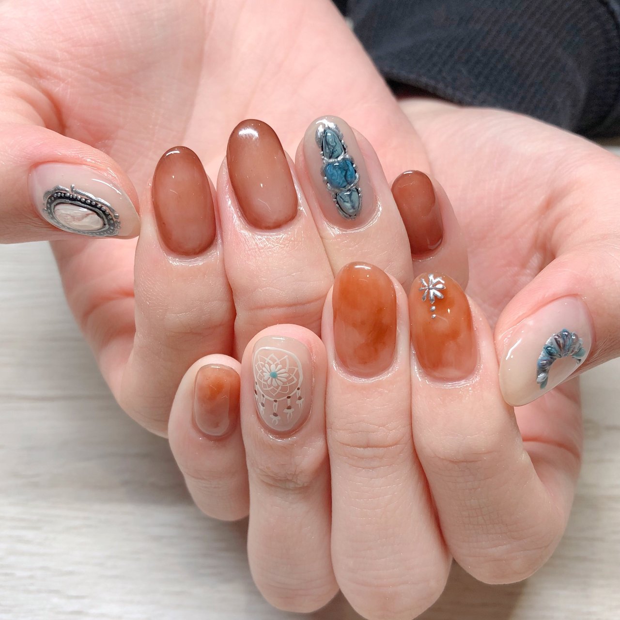 ハンド シンプル グラデーション ワンカラー アンティーク Drop Nailのネイルデザイン No ネイルブック