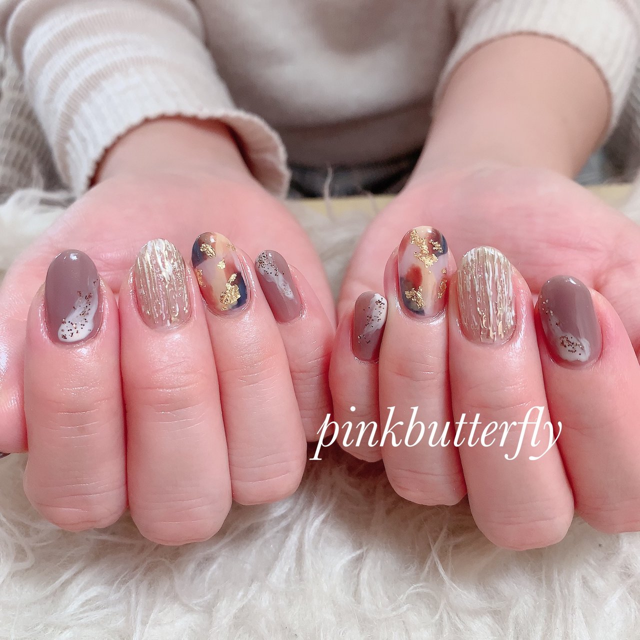 秋 冬 オフィス ハンド ニュアンス Pinkbutterflyのネイルデザイン No ネイルブック