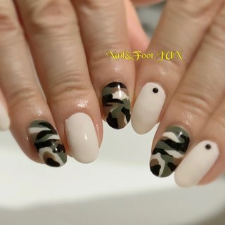 秋 カモフラージュのネイルデザイン ネイルブック