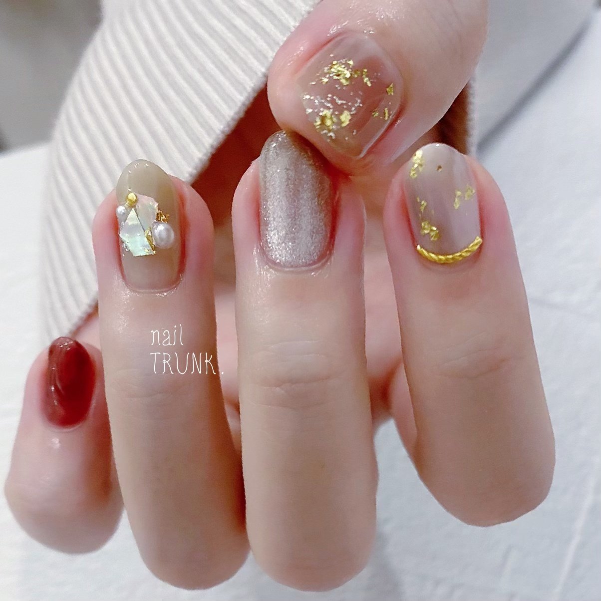 秋 ハンド ニュアンス マグネット マーブル Nail Trunkのネイルデザイン No ネイルブック