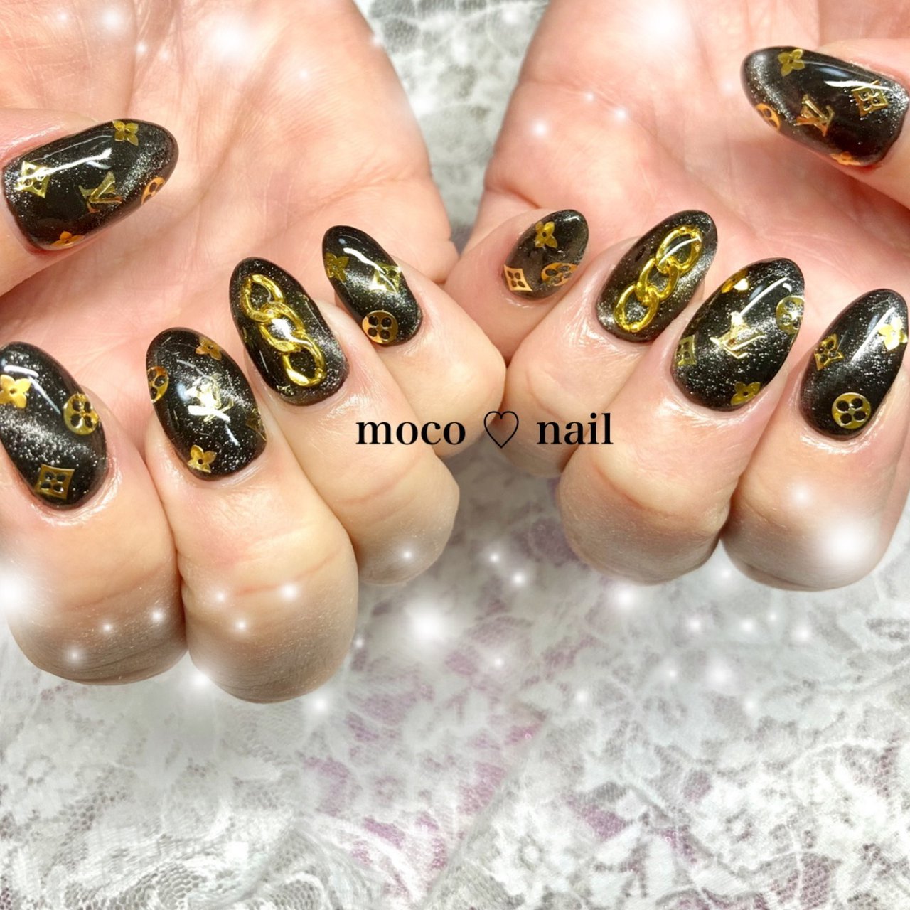 ハンド チェーン ブランド柄 マグネット ブラック Moco Nailのネイルデザイン No ネイルブック