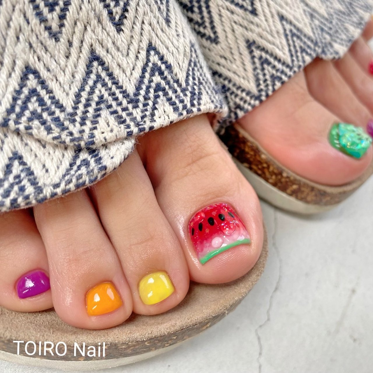 夏 リゾート フット 水滴 フルーツ Toiro Nailのネイルデザイン No ネイルブック