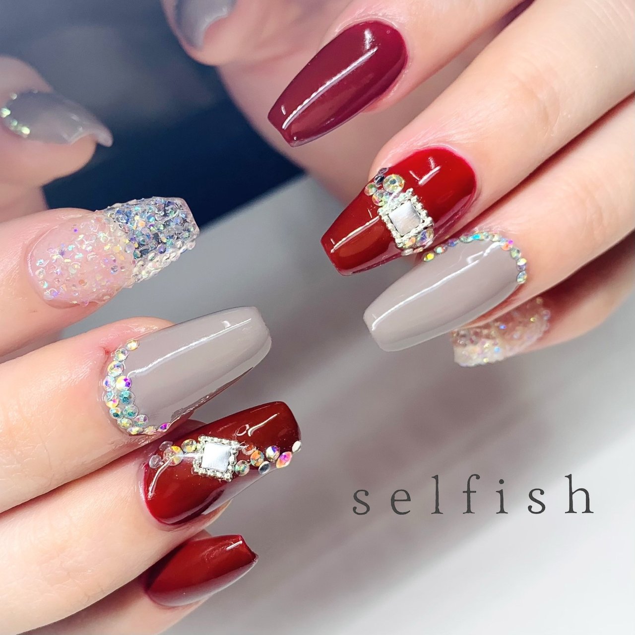 秋 ハンド ワンカラー ミディアム ボルドー トータルビューティーサロン Selfish越谷のネイルデザイン No ネイルブック