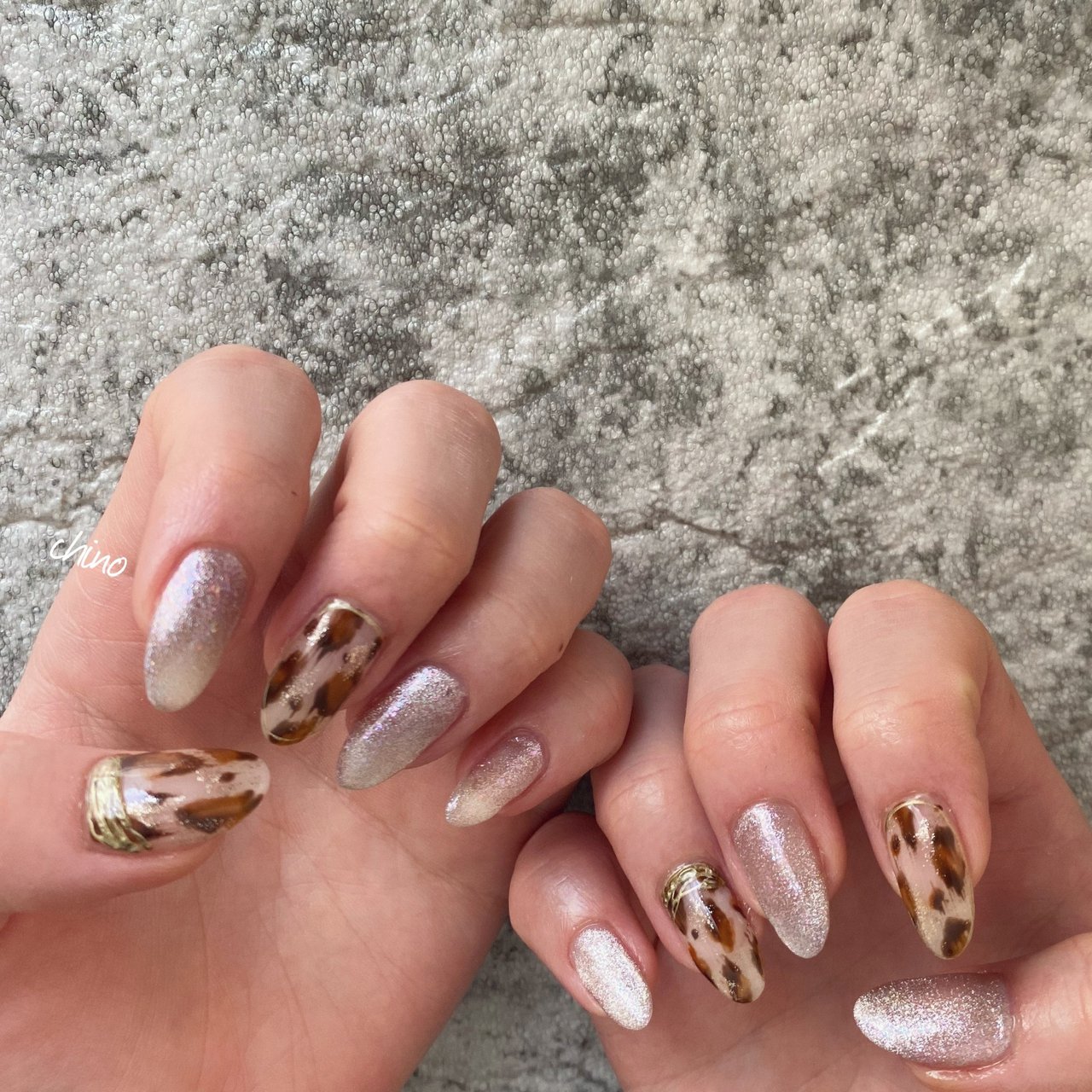 ベージュ ブラウン ゴールド Chinoのネイルデザイン No ネイルブック