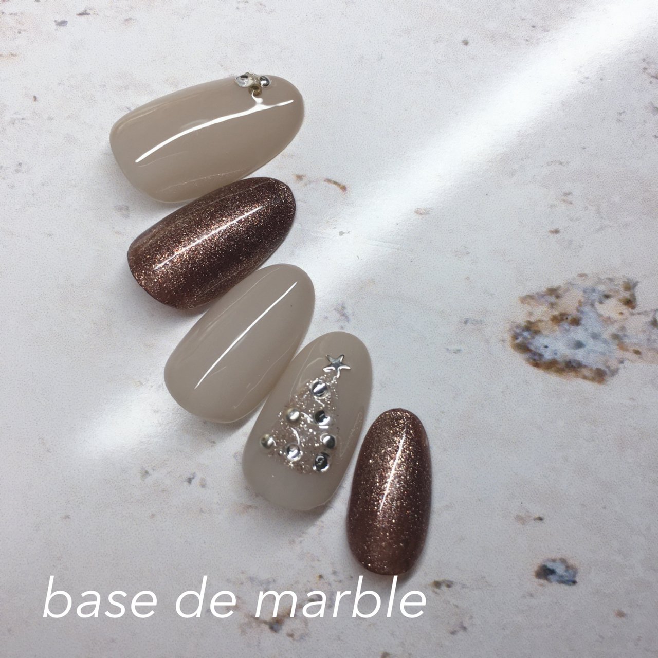 冬 クリスマス パーティー 女子会 ハンド Base De Marbleのネイルデザイン No ネイルブック
