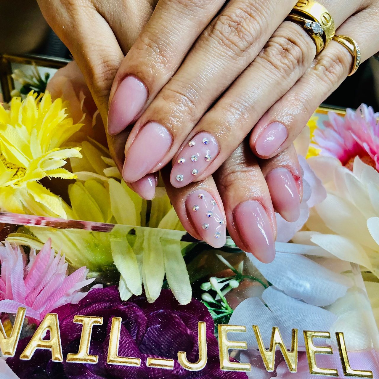 オールシーズン ブライダル 女子会 ハンド シンプル Nail Jewel Maogel導入店のネイルデザイン No ネイルブック