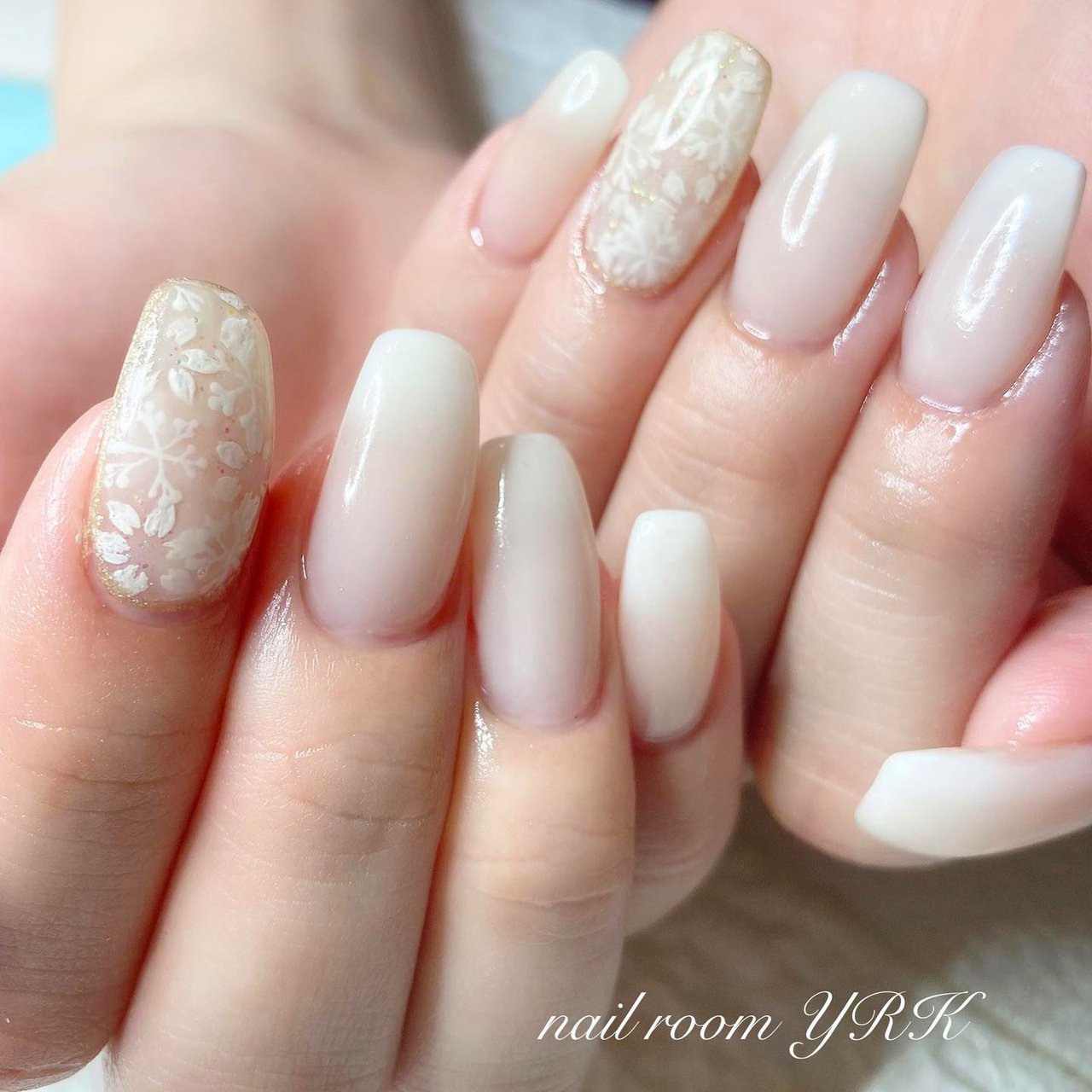 冬 お正月 成人式 クリスマス ハンド Nail Room Yrkのネイルデザイン No ネイルブック