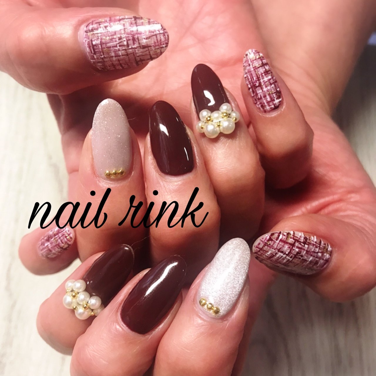 秋 冬 クリスマス ハンド ビジュー Kimitanのネイルデザイン No ネイルブック