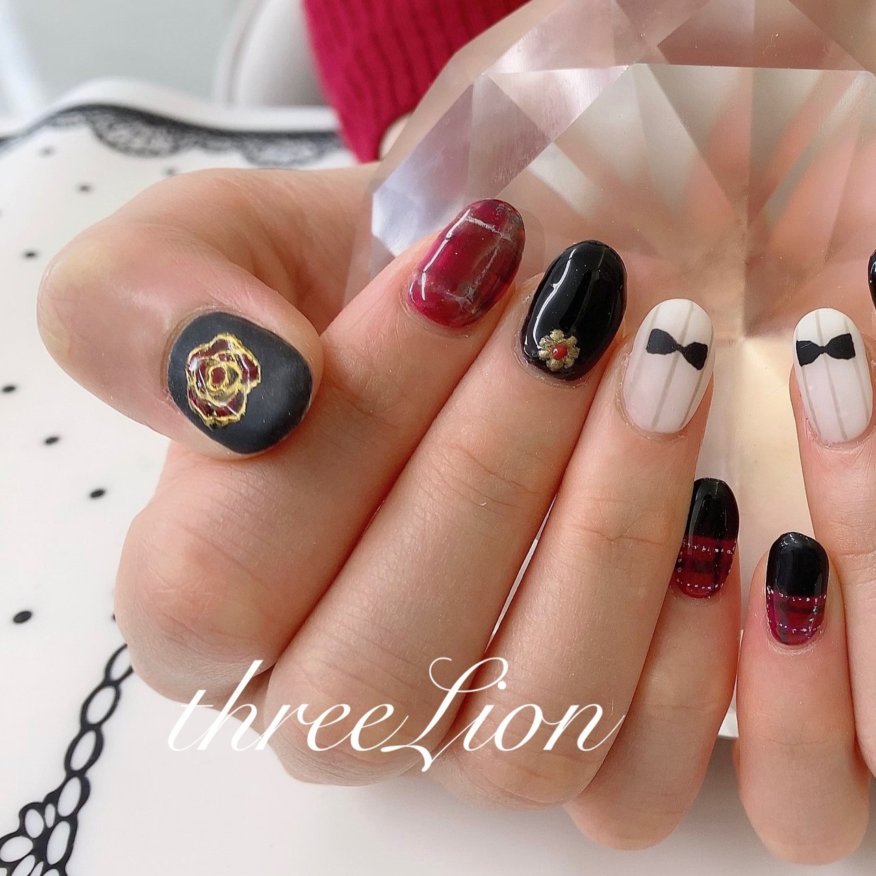 ライブ デート 女子会 ハンド フラワー Threelion ネイル アイラッシュ 庄所本店 のネイルデザイン No ネイルブック