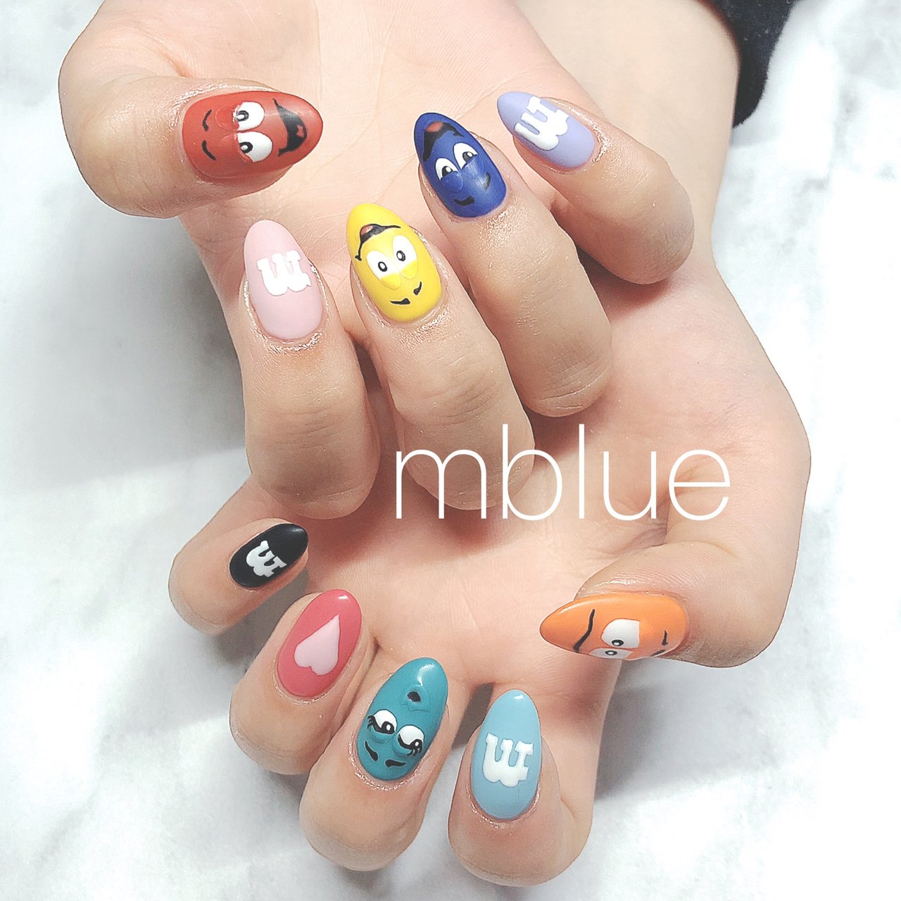 オールシーズン ハンド キャラクター ロング カラフル Mblue Nailのネイルデザイン No ネイルブック