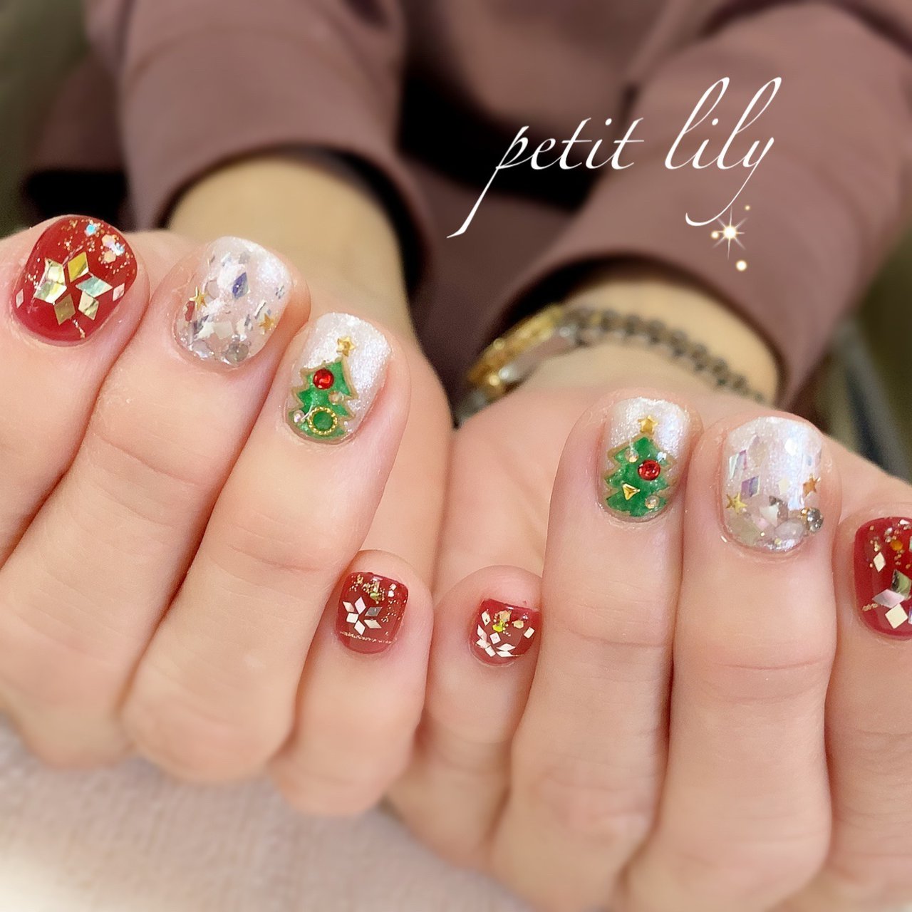 クリスマス ハンド ホログラム ラメ 星 Sayuriのネイルデザイン No ネイルブック