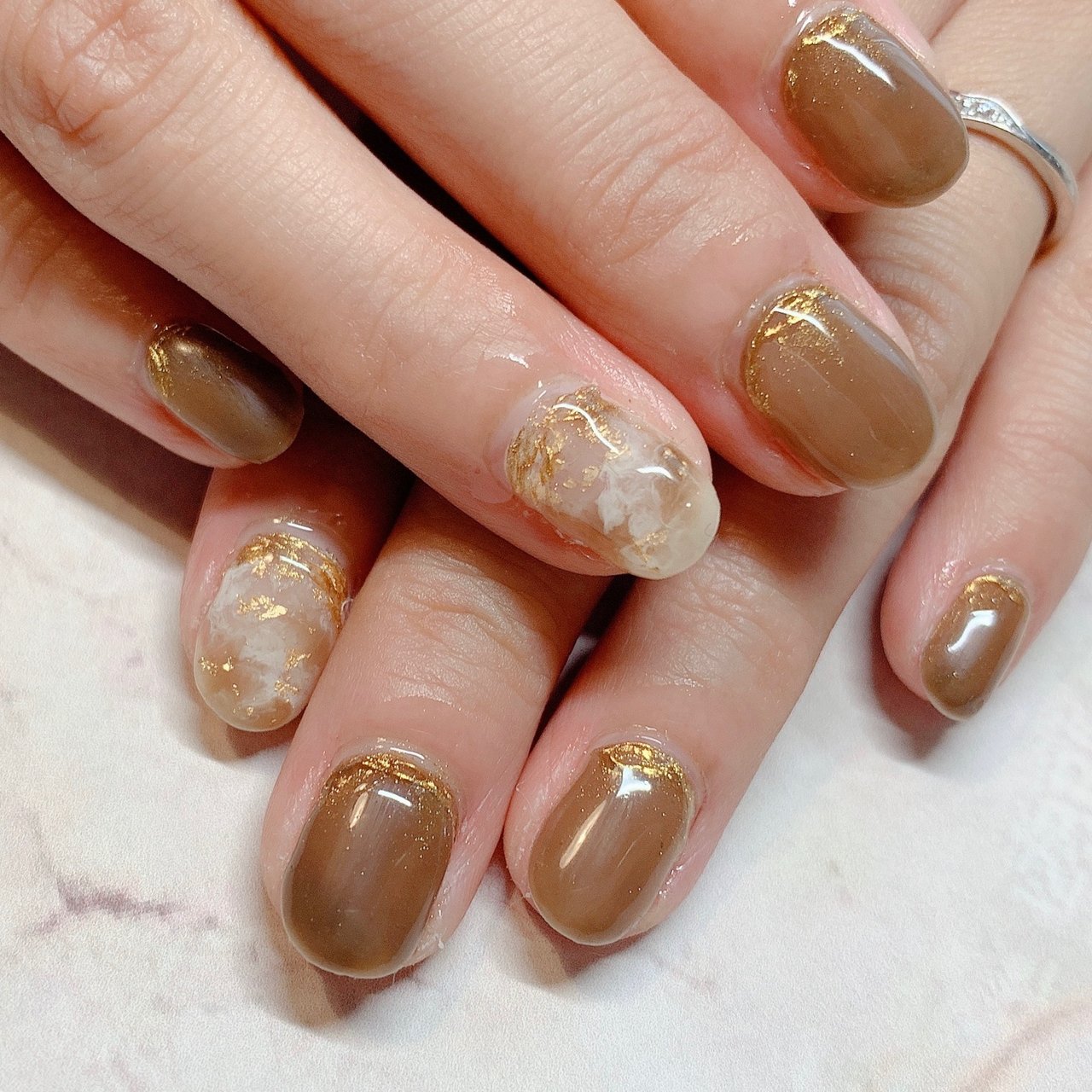 秋 冬 オールシーズン ハンド 大理石 Tiedeur Nailのネイルデザイン No ネイルブック