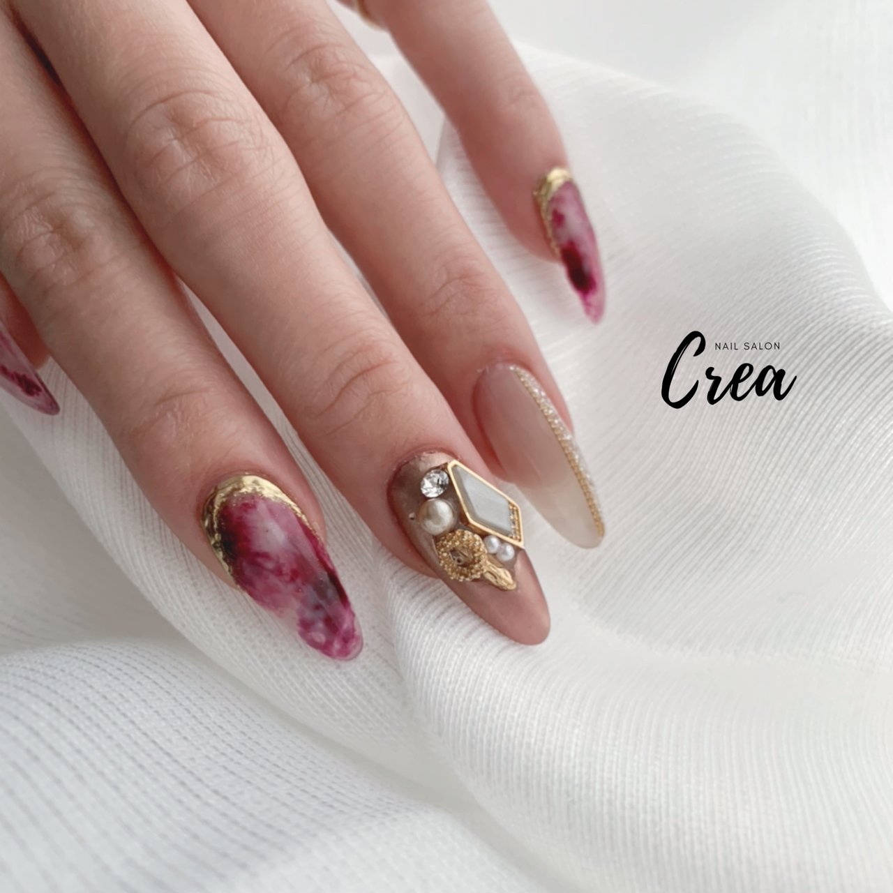 秋 冬 ラメ ニュアンス ミラー Nailsalon Creaのネイルデザイン No ネイルブック