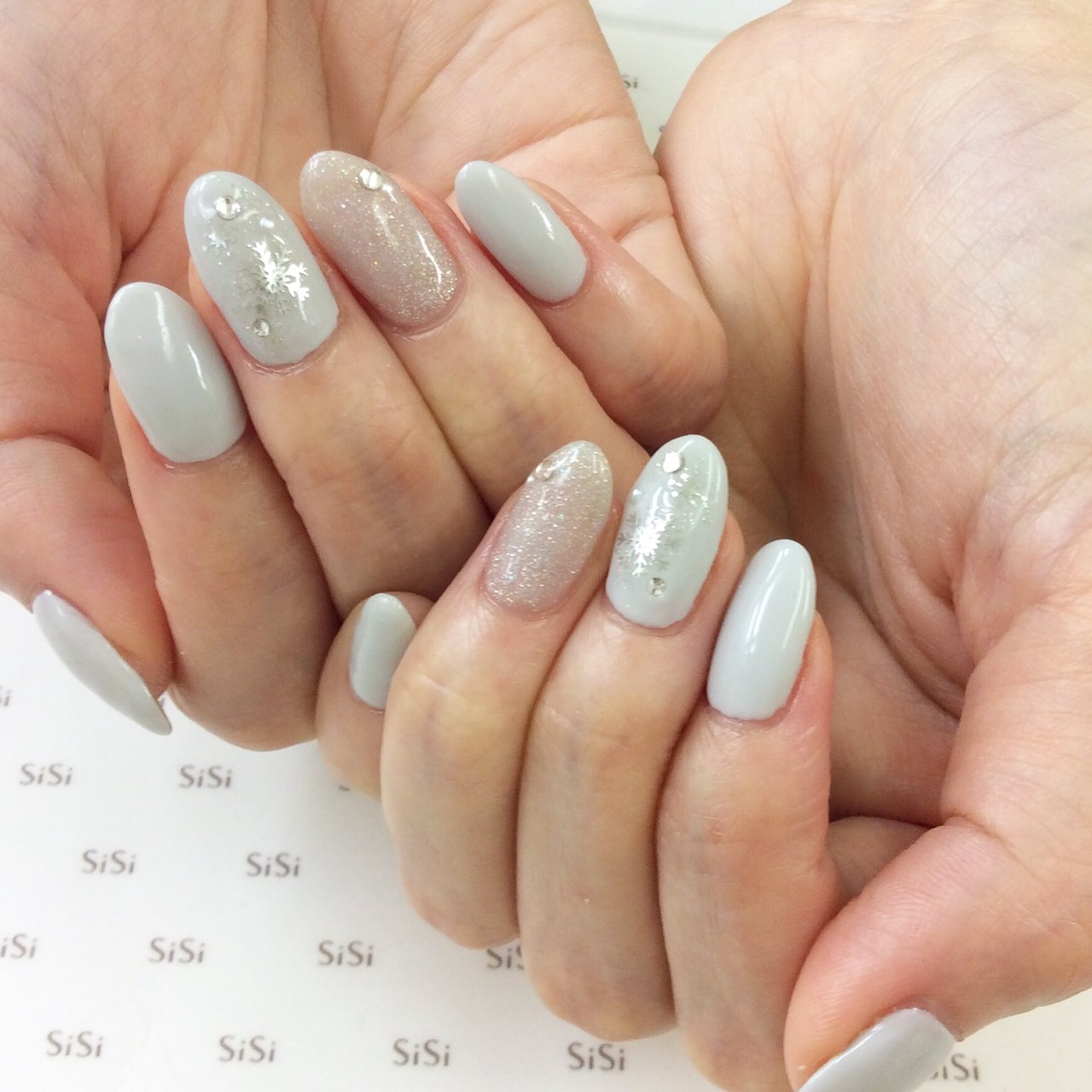 冬 お正月 クリスマス オフィス ハンド Nailsalon Sisi ネイルサロンシシ 東銀座のネイルデザイン No ネイル ブック