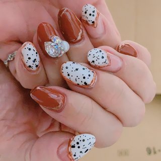 22年 新着順 ネイルモデル ネイルモニター テラコッタブラウンのネイルデザイン ネイルブック