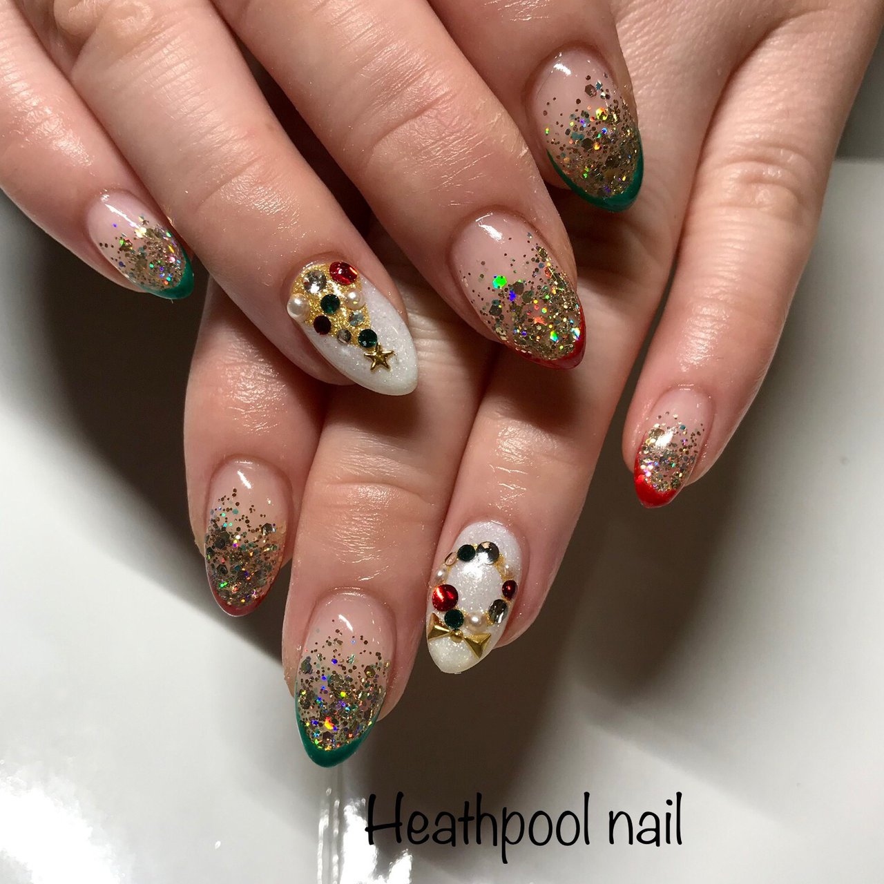 クリスマス ハンド フレンチ グラデーション ラメ Heathpoolnailのネイルデザイン No ネイルブック