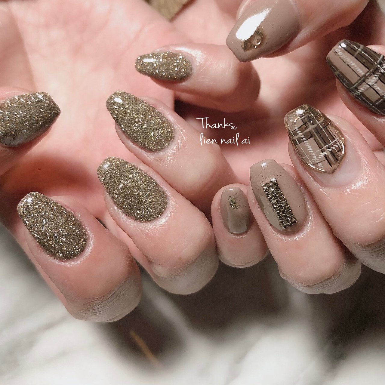 秋 冬 ハンド チェック ミラー I のネイルデザイン No ネイルブック