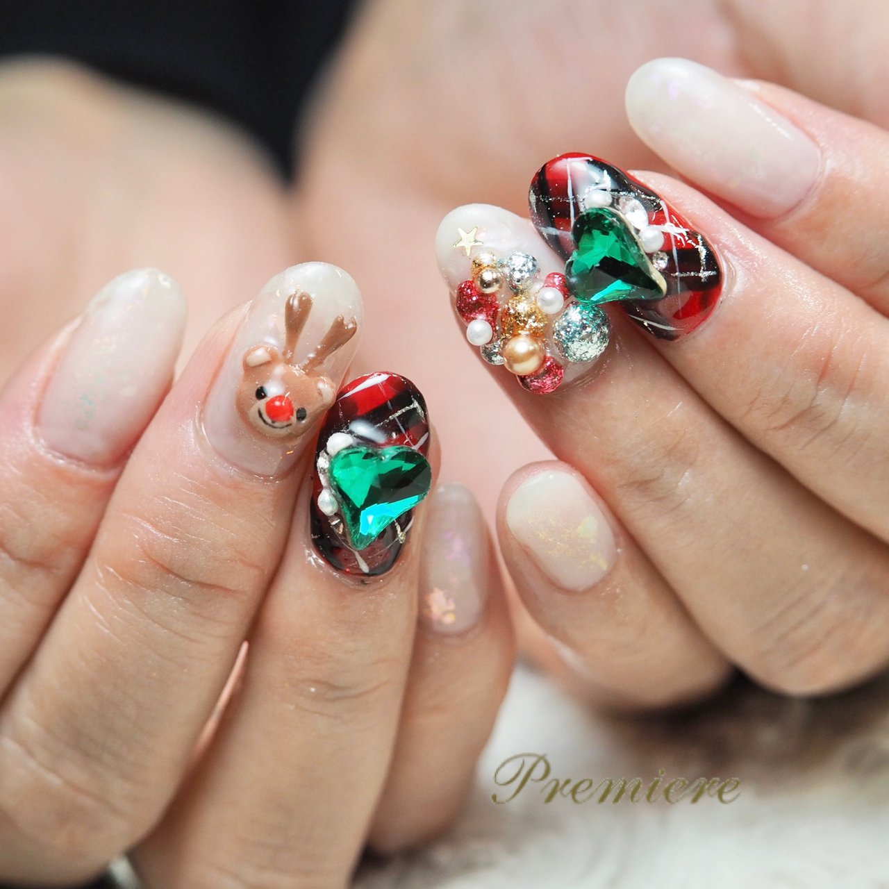 冬 クリスマス ハンド チェック ミディアム Premiere プルミエール 錦糸町のネイルデザイン No ネイルブック