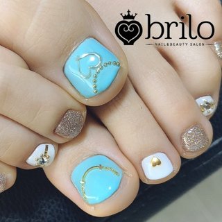 ネイルチップ 幸せを呼ぶティファニーブルー 青 蝶々 スワロフスキー キラキラ Bhinternalmedicine Com