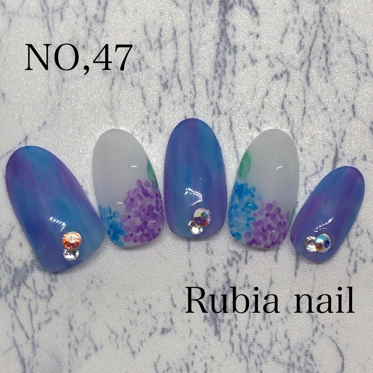 ハンド ホワイト ブルー パープル Rubianailのネイルデザイン No ネイルブック