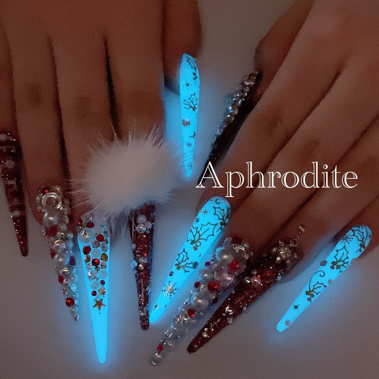 冬 クリスマス パーティー ハンド ビジュー Hikaru Nailのネイルデザイン No ネイルブック