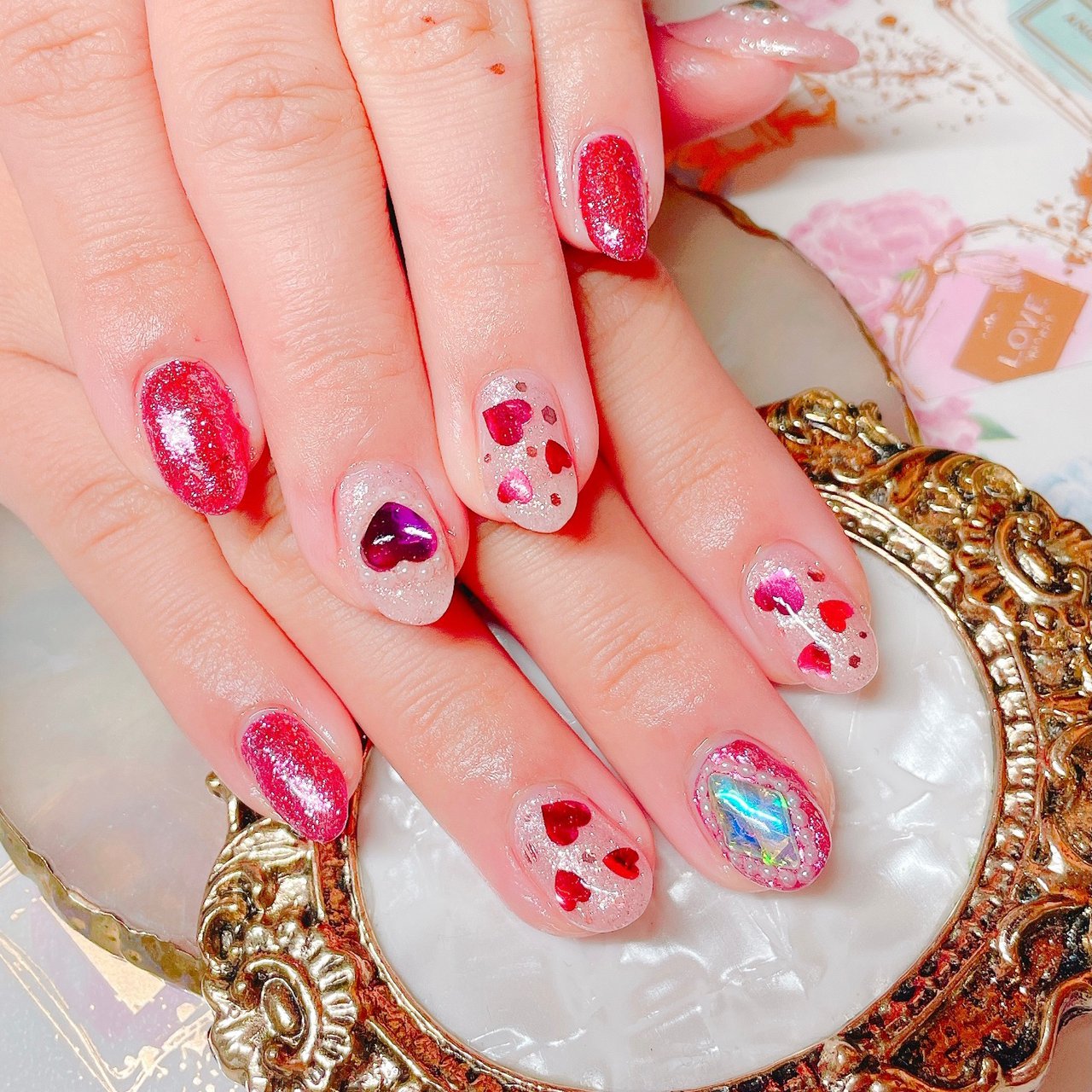 オールシーズン バレンタイン ライブ デート ハンド Crown Nail Kikugawaのネイルデザイン No ネイルブック