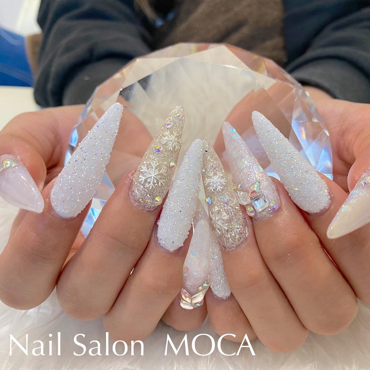 冬 成人式 クリスマス ブライダル ハンド Nail Salon Mocaのネイルデザイン No ネイルブック