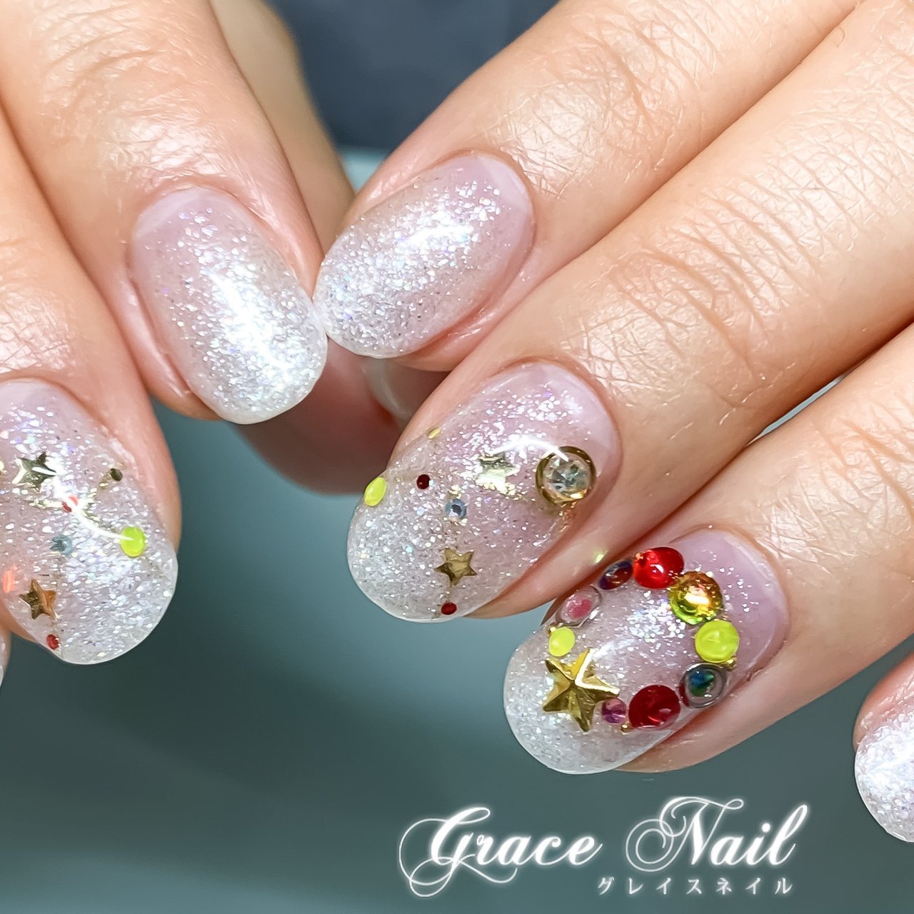 冬 クリスマス ハンド グラデーション ラメ Gracenail Meのネイルデザイン No ネイルブック