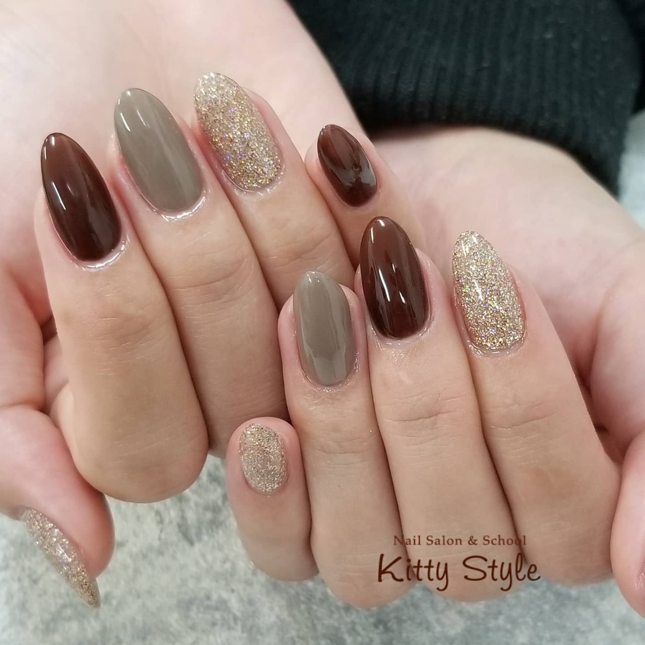 ハンド ベージュ グレージュ シルバー Kittystyleのネイルデザイン No ネイルブック