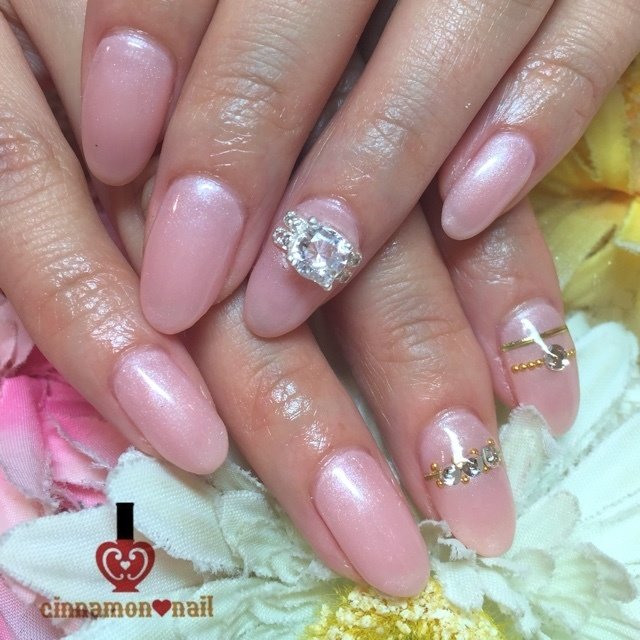 春 ハンド ビジュー ピンク ジェル Cinnamon Nail Maikoのネイルデザイン No ネイルブック