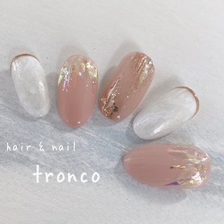 冬 ピンク ゴールドラインのネイルデザイン ネイルブック