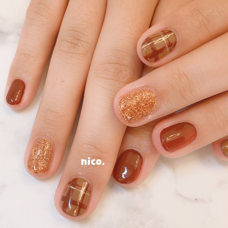 ハンド ブラウン ゴールド Nailsalon Nico のネイルデザイン No ネイルブック