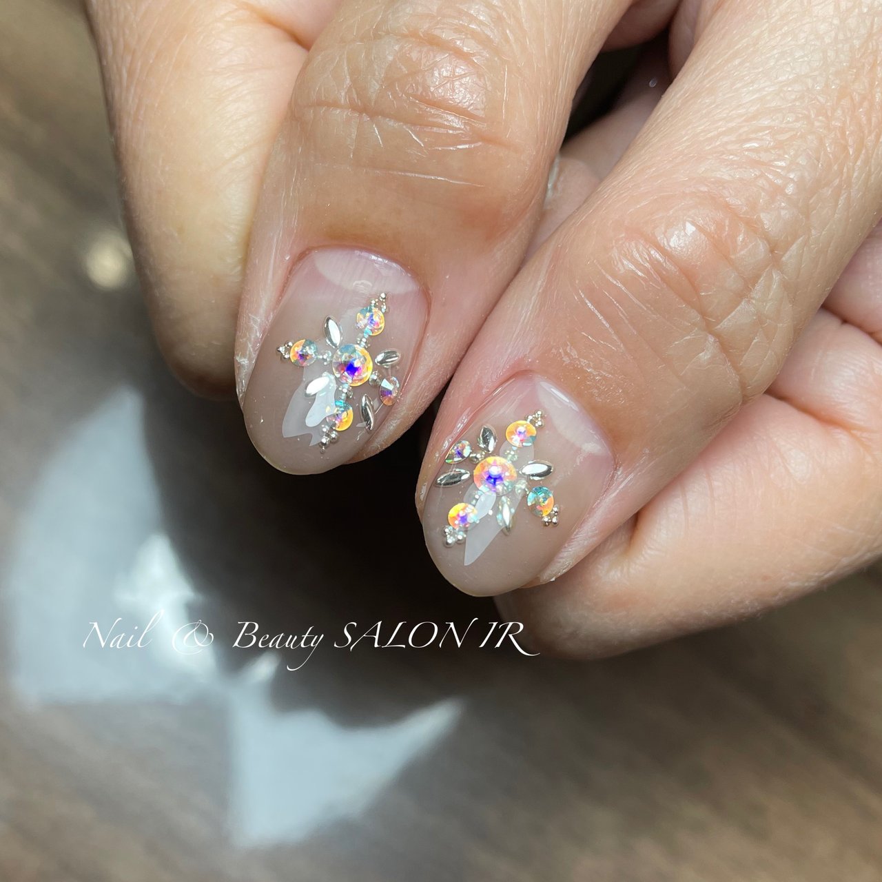 冬 オールシーズン オフィス ブライダル ハンド Salon Irのネイルデザイン No ネイルブック