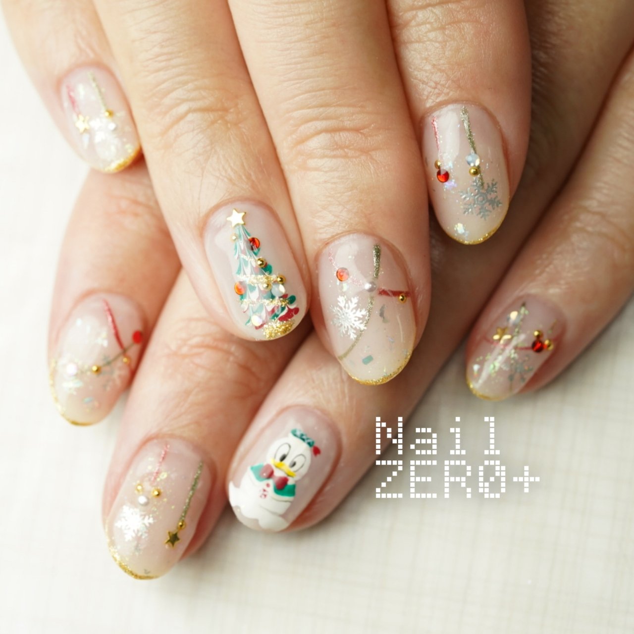 冬 リゾート クリスマス 女子会 ハンド 塩見隼人 池袋 ネイルゼロプラスのネイルデザイン No 592 ネイルブック