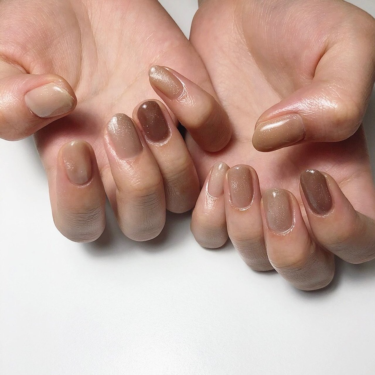 ハンド/ワンカラー/マグネット/ベージュ/ブラウン - yn.etoのネイル