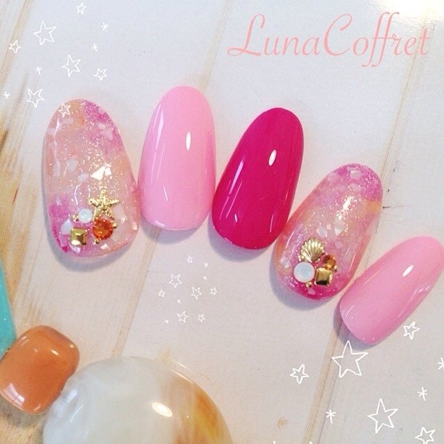 夏 ピンク ジェル ネイルチップ Lunacoffret Chizuruのネイルデザイン No 6965 ネイルブック