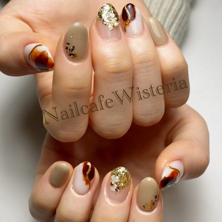 シンプル ホワイト ベージュ ブラウン お客様 Nailcafewisteriaのネイルデザイン No ネイルブック