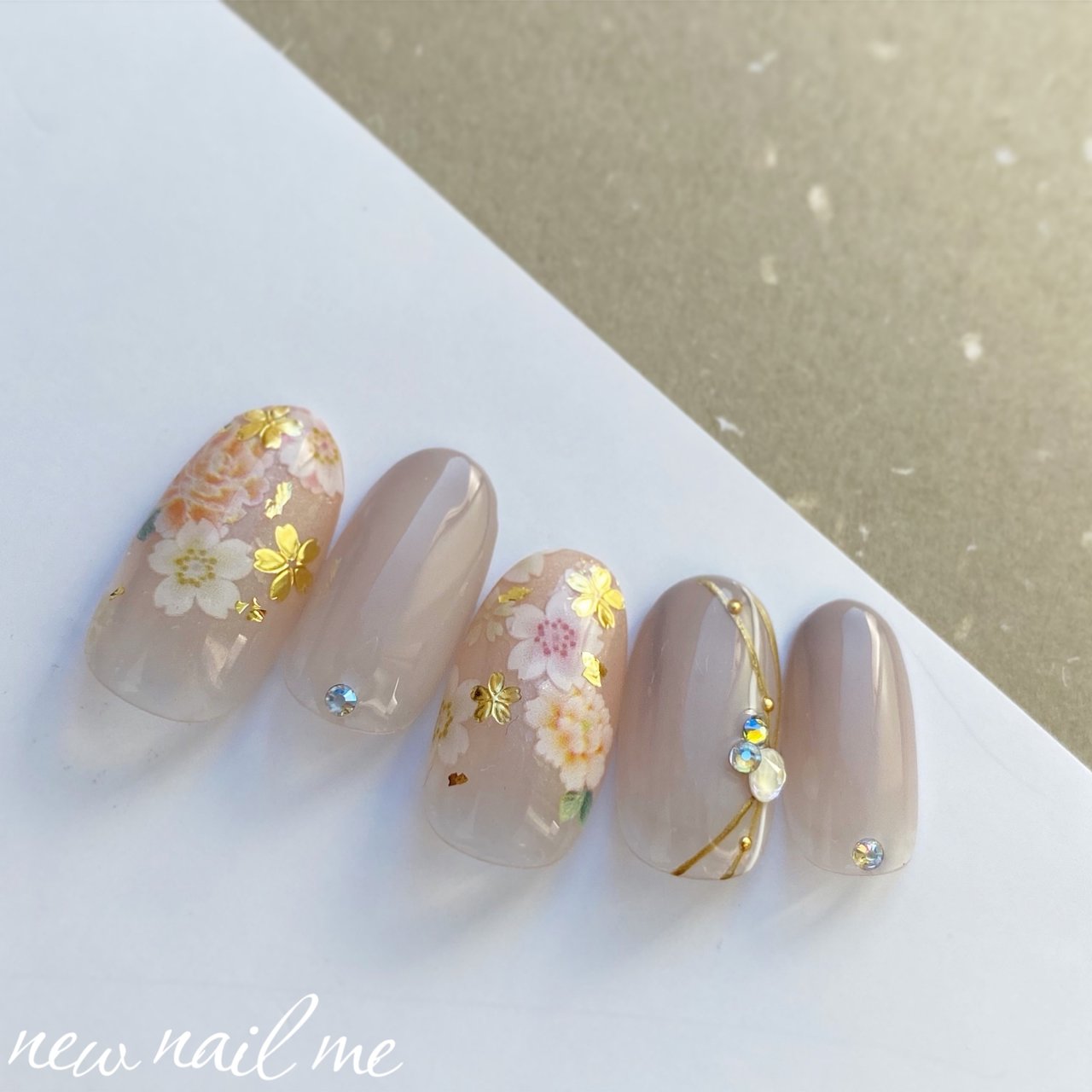 冬 お正月 成人式 ハンド シンプル Momoko New Nail Meのネイルデザイン No ネイルブック