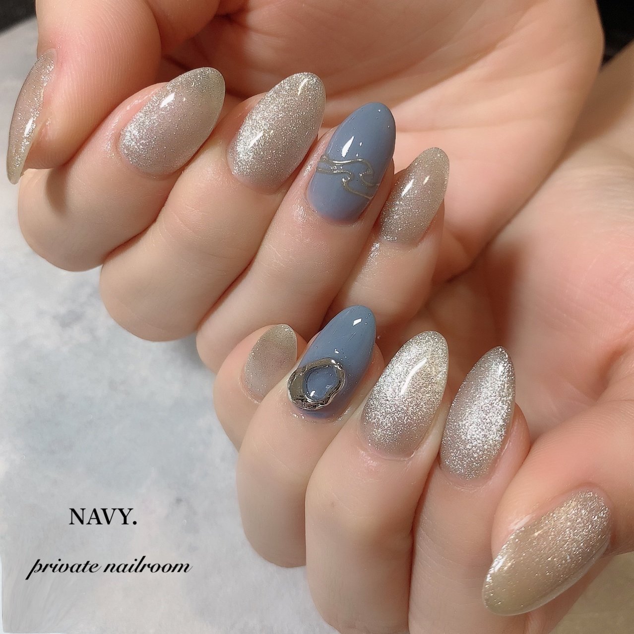 オールシーズン ハンド シンプル マグネット ミラー Navy ネイビー のネイルデザイン No ネイルブック